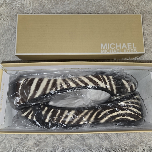 Michael Kors Fulton Animal Print Ballet Flats - Picture 9 of 9